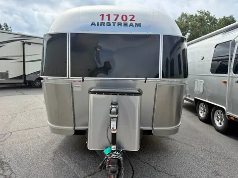 2023 Airstream International 30RBT — photo 1