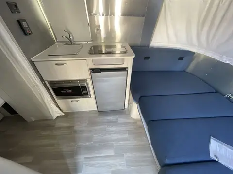 2024 Airstream Bambi 16RB — photo 4
